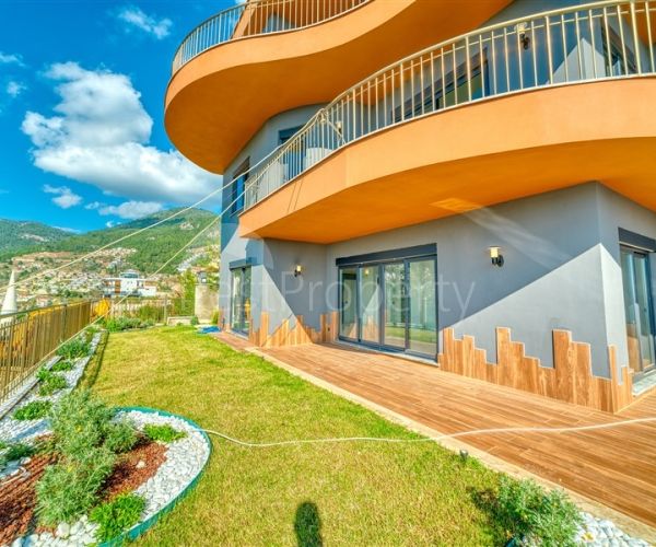 Villa in Alanya, Türkei, 530 m2 - Foto 1
