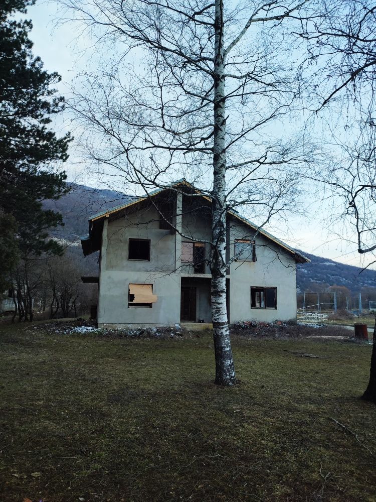 Haus in Niksic, Montenegro, 180 m2 - Foto 1