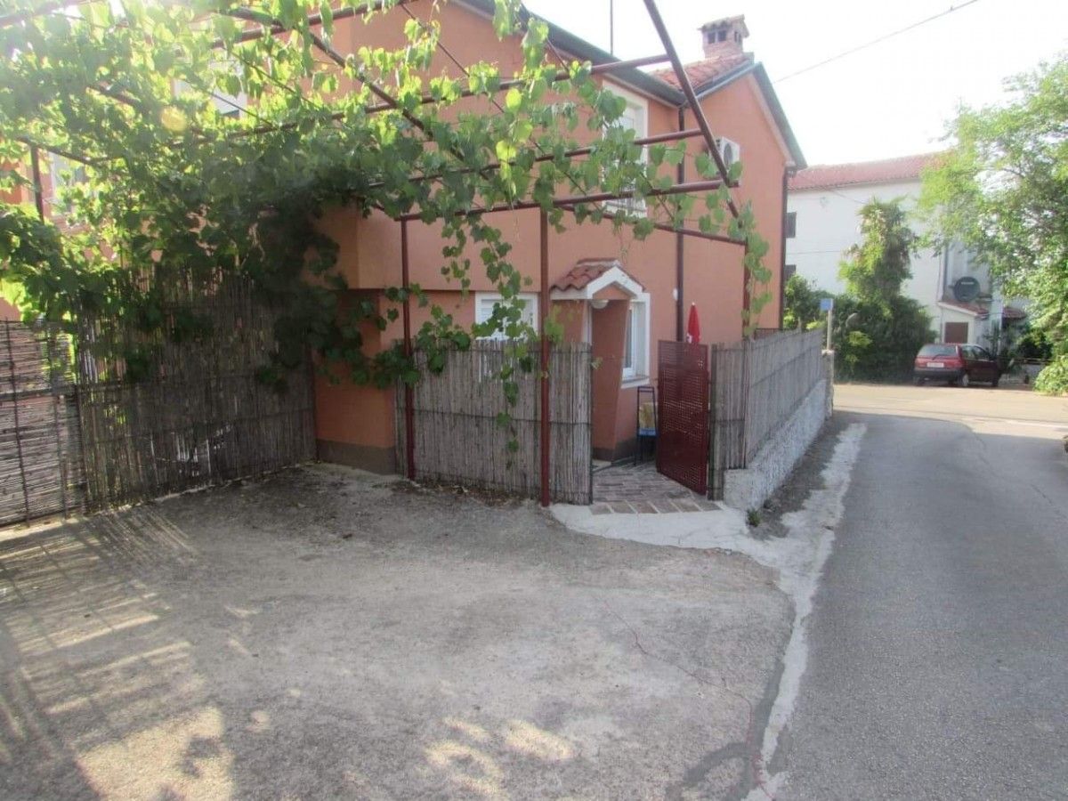 Casa en Umag, Croacia, 250 m2 - imagen 1