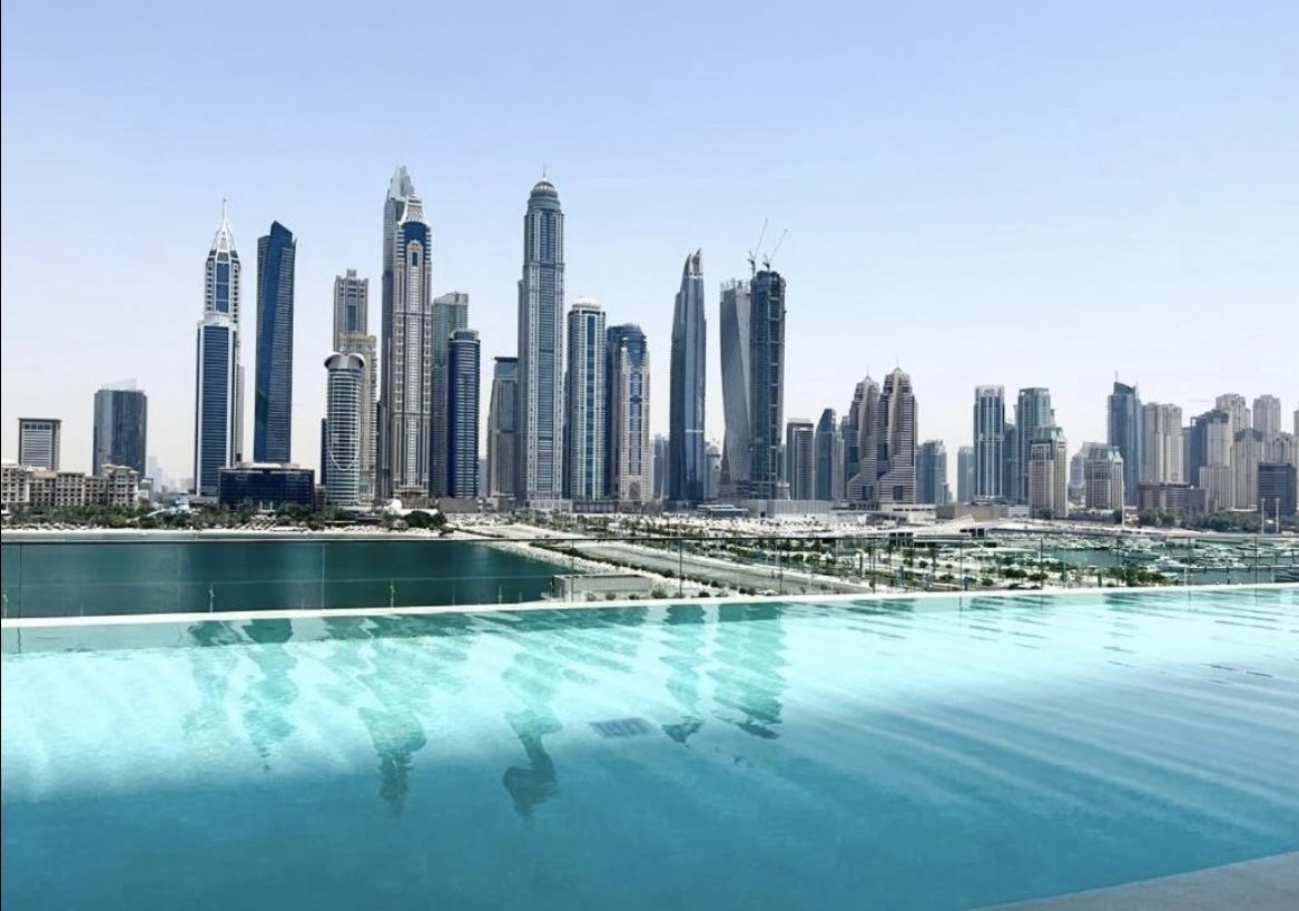 Apartment in Dubai, UAE, 80 sq.m - picture 1