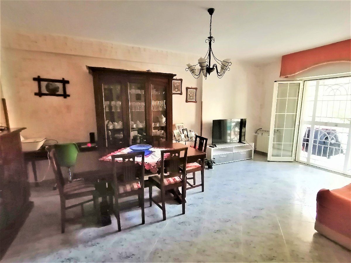 Flat in Scalea, Italy, 135 sq.m - picture 1