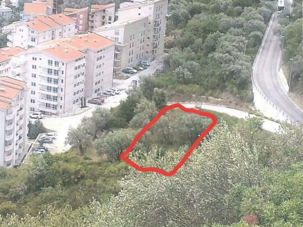 Grundstück in Petrovac, Montenegro, 673 m2 - Foto 1