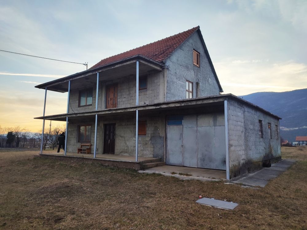 House in Niksic, Montenegro, 205 sq.m - picture 1
