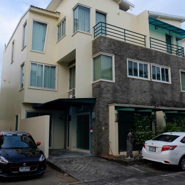 Apartment in Phuket, Thailand, 560 sq.m - picture 1