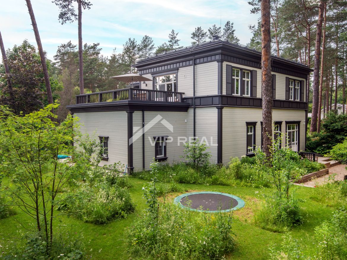 House in Jurmala, Latvia, 829 sq.m - picture 1