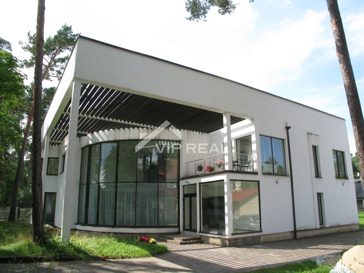 Haus in Jūrmala, Lettland, 600 m2 - Foto 1