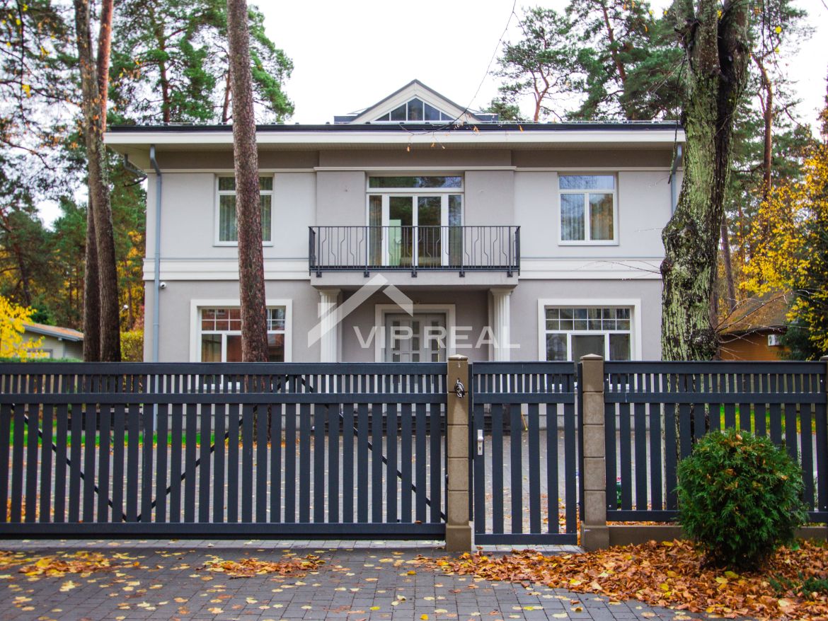 Haus in Jūrmala, Lettland, 320 m2 - Foto 1