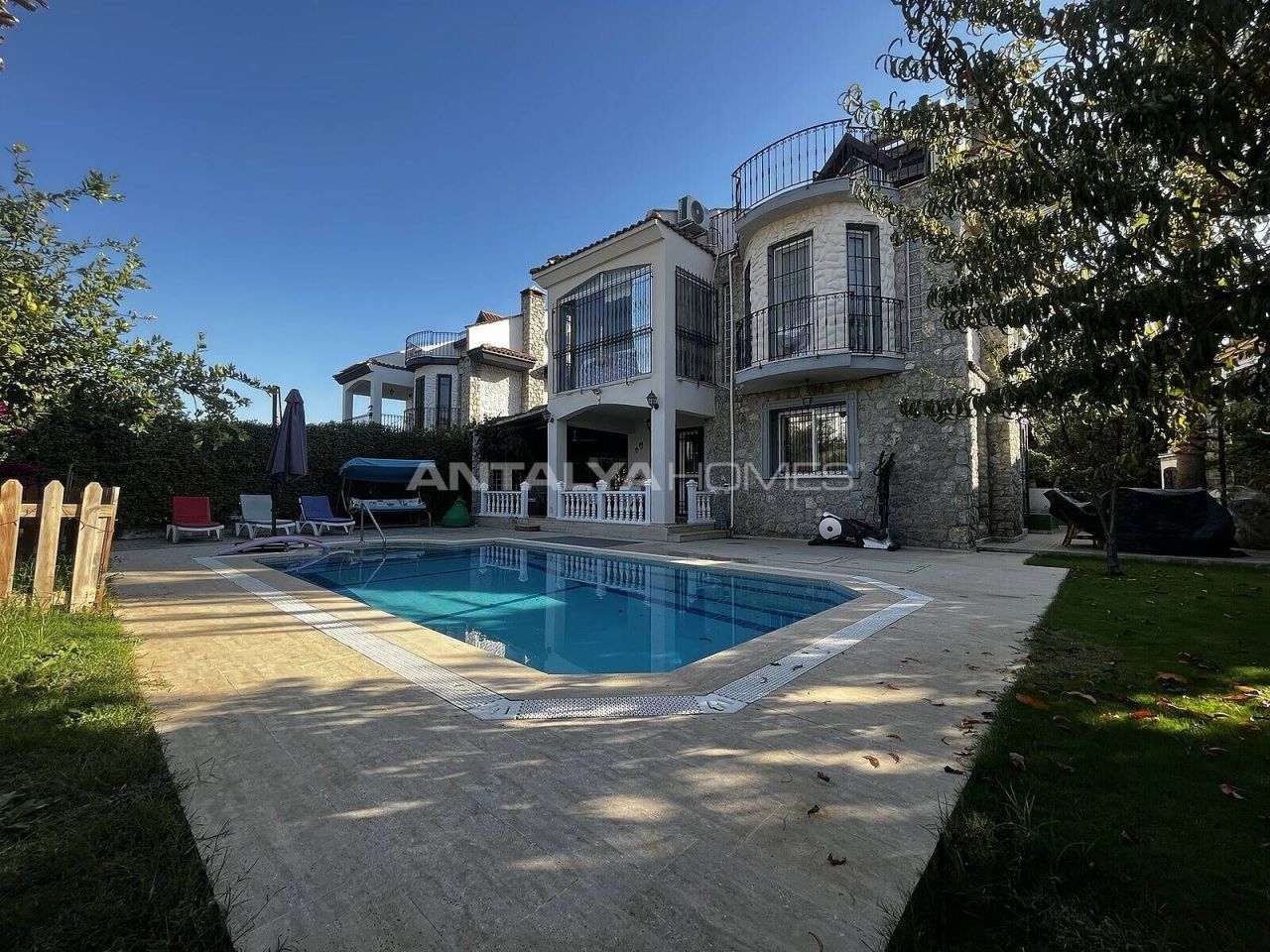 Villa in Fethiye, Türkei, 290 m2 - Foto 1