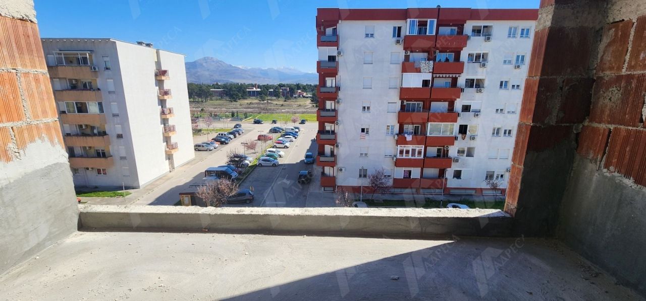 Flat in Podgorica, Montenegro, 41 sq.m - picture 1