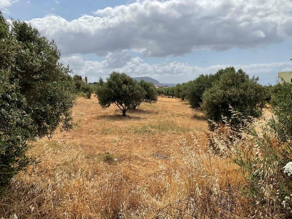 Grundstück in Analipsi, Griechenland, 2 202 m2 - Foto 1