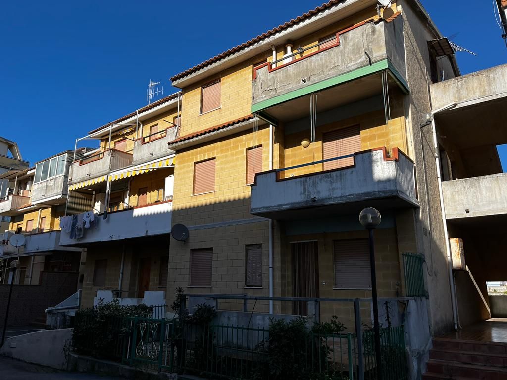 Flat in Scalea, Italy, 42 sq.m - picture 1