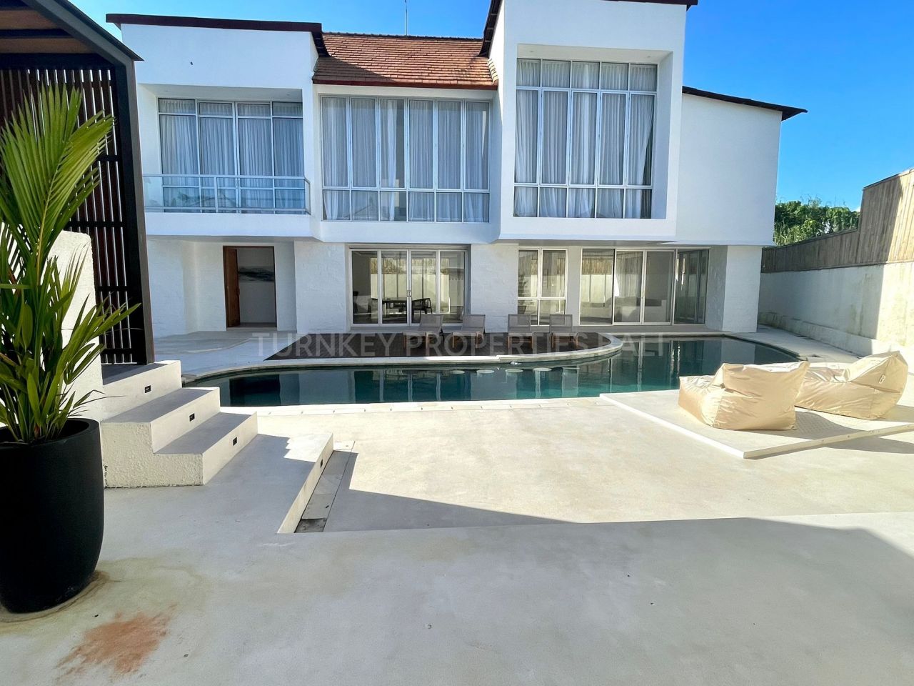 Villa en Seminyak, Indonesia, 400 m2 - imagen 1