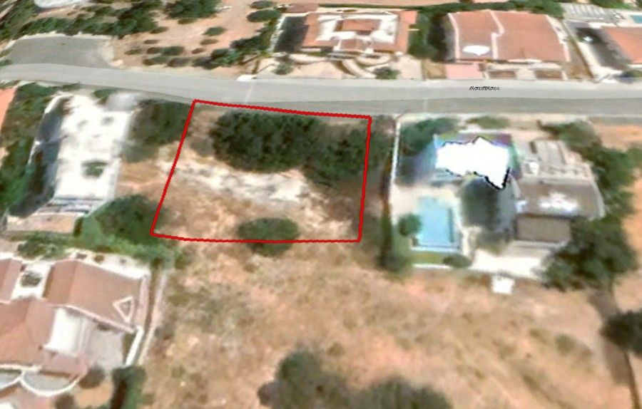 Land in Limassol, Cyprus, 611 sq.m - picture 1
