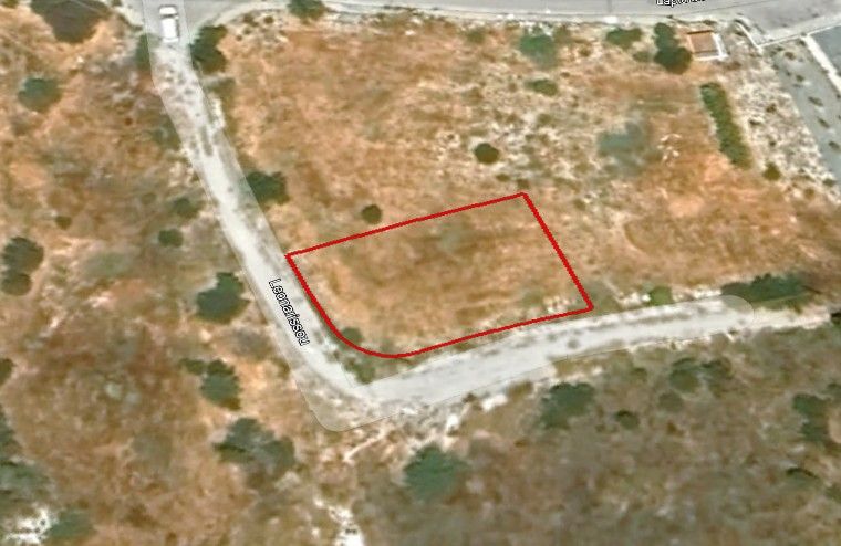 Land in Limassol, Cyprus, 781 sq.m - picture 1