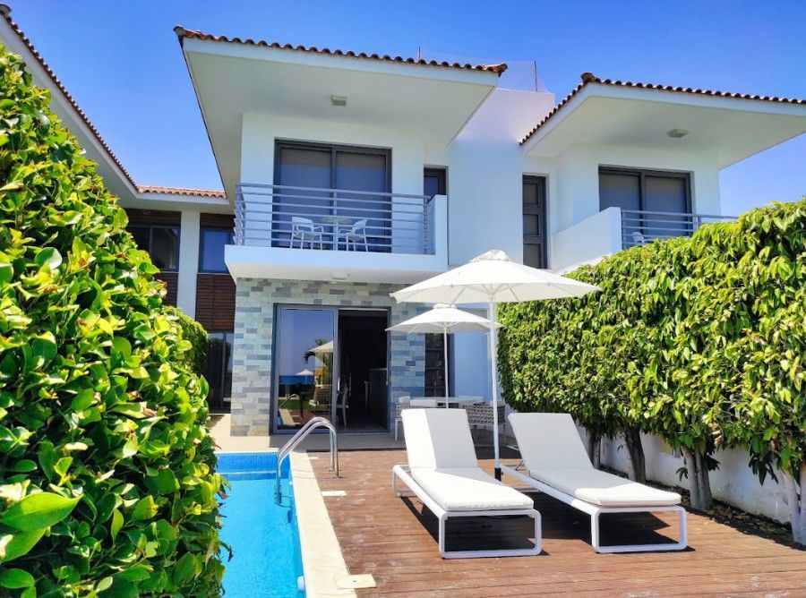 Villa in Larnaca, Cyprus, 223 sq.m - picture 1