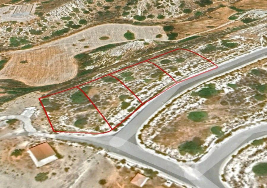 Land in Limassol, Cyprus, 4 000 sq.m - picture 1