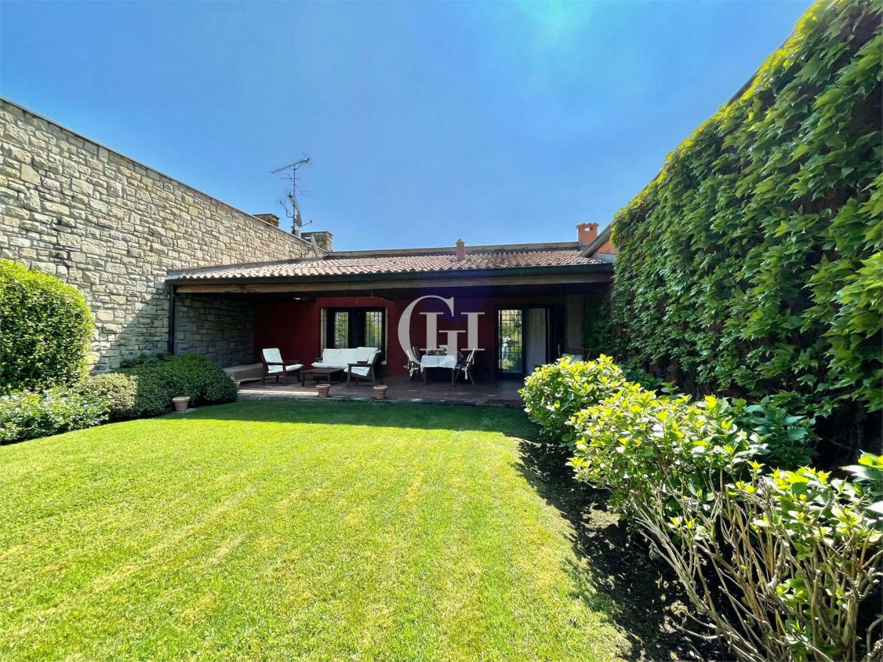 Casa adosada por Lago de Garda, Italia, 82 m2 - imagen 1