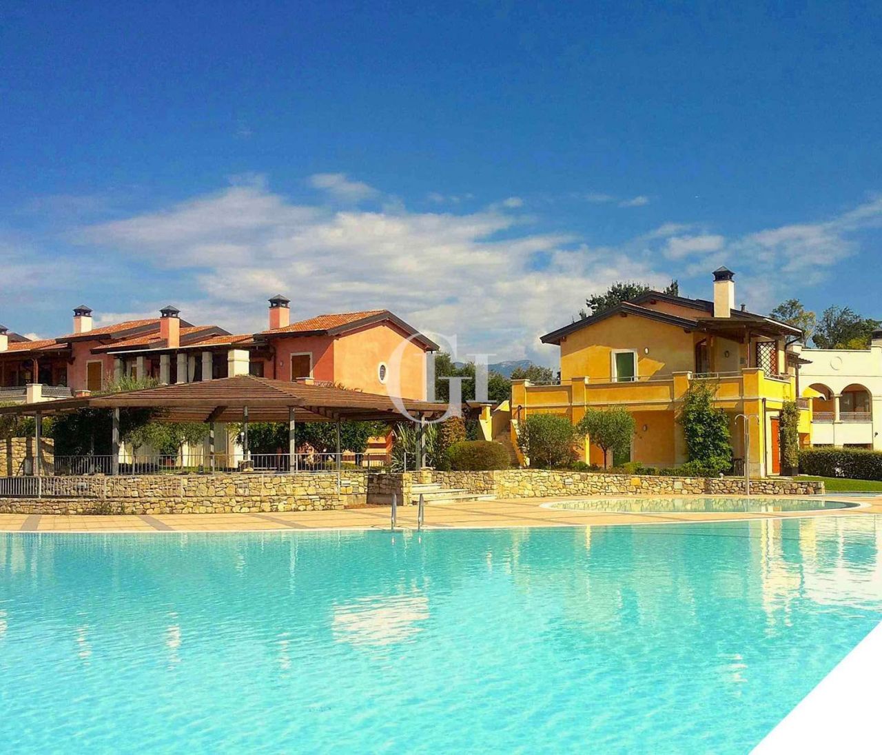 Apartment on Lake Garda, Italy, 53 sq.m - picture 1