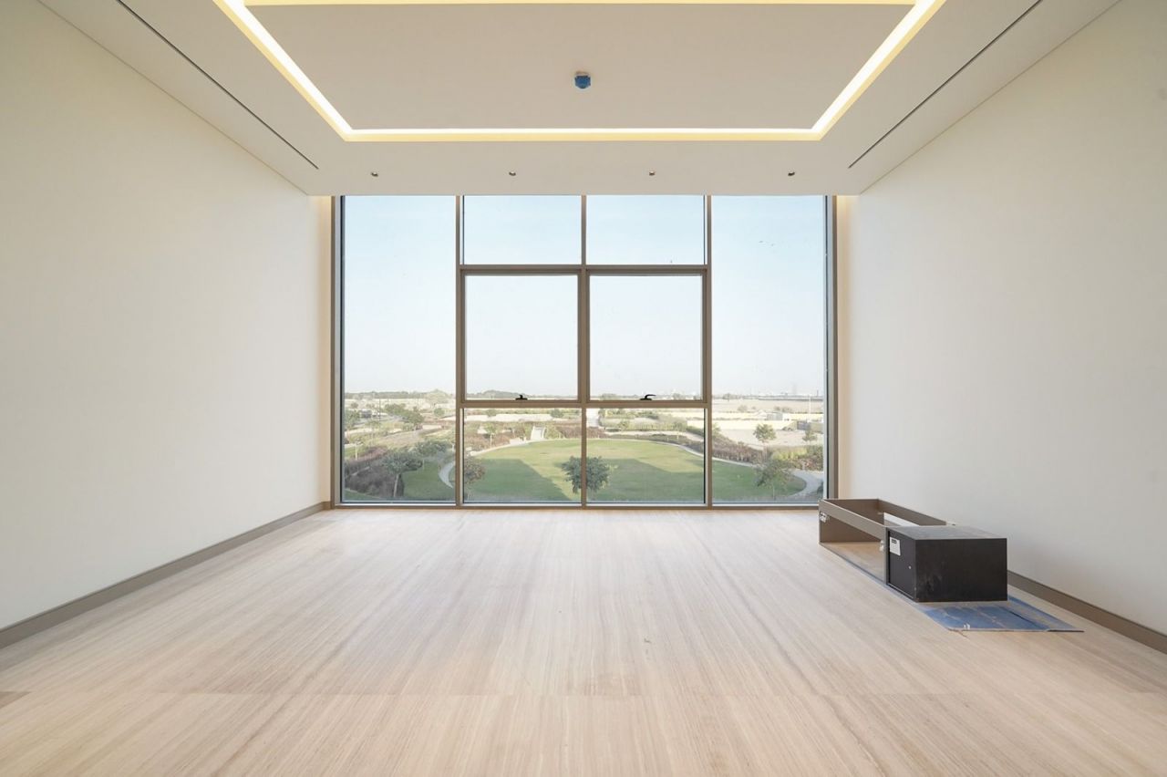 Villa à Dubaï, EAU, 1 255 m2 - image 1