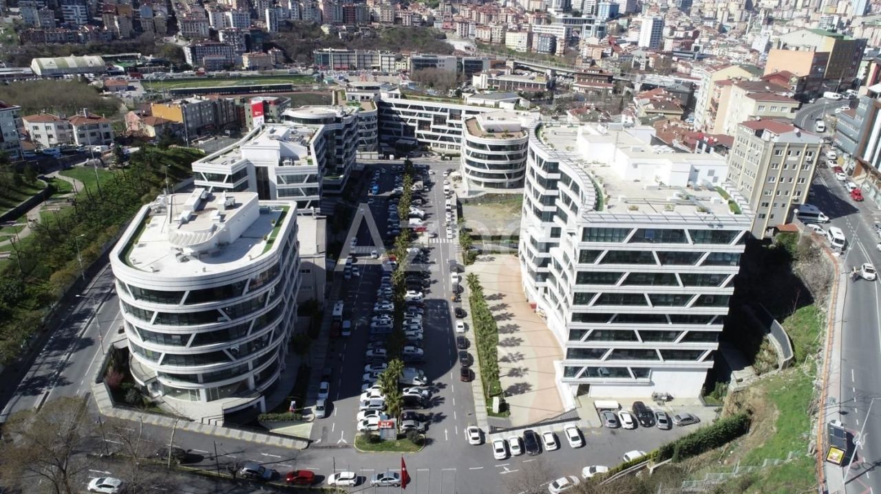 Commercial property in Istanbul, Turkey, 50 sq.m - picture 1