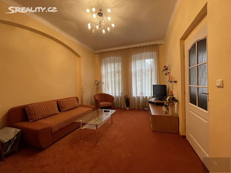 Flat in Karlovy Vary, Czech Republic, 70.6 sq.m - picture 1