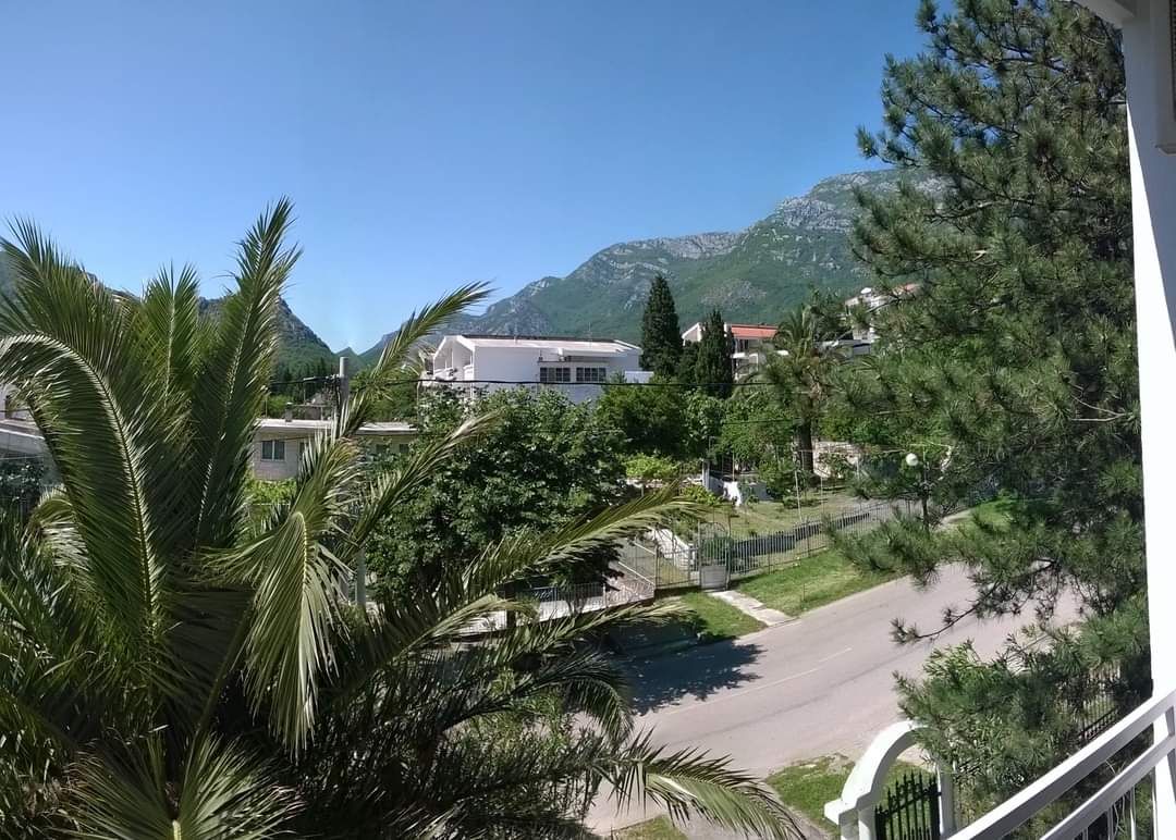 Hotel in Sutomore, Montenegro, 192 sq.m - picture 1