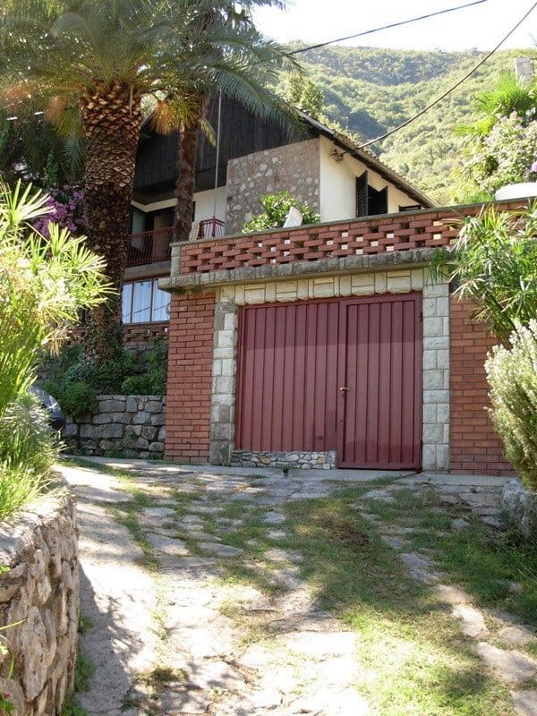 Haus in Kotor, Montenegro, 104 m2 - Foto 1