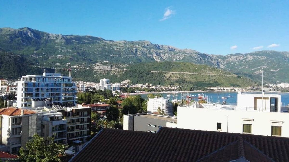 Hotel in Budva, Montenegro, 228 sq.m - picture 1