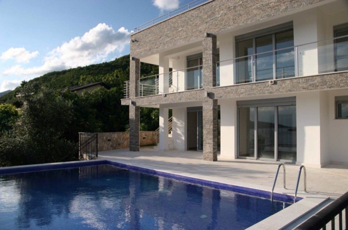 House in Herceg-Novi, Montenegro, 267 sq.m - picture 1