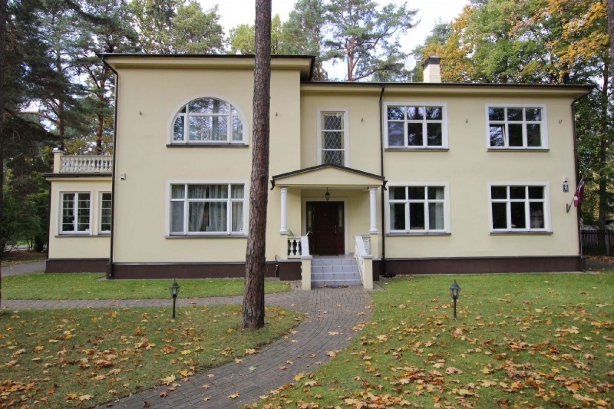 Townhouse in Riga, Latvia, 443 sq.m - picture 1