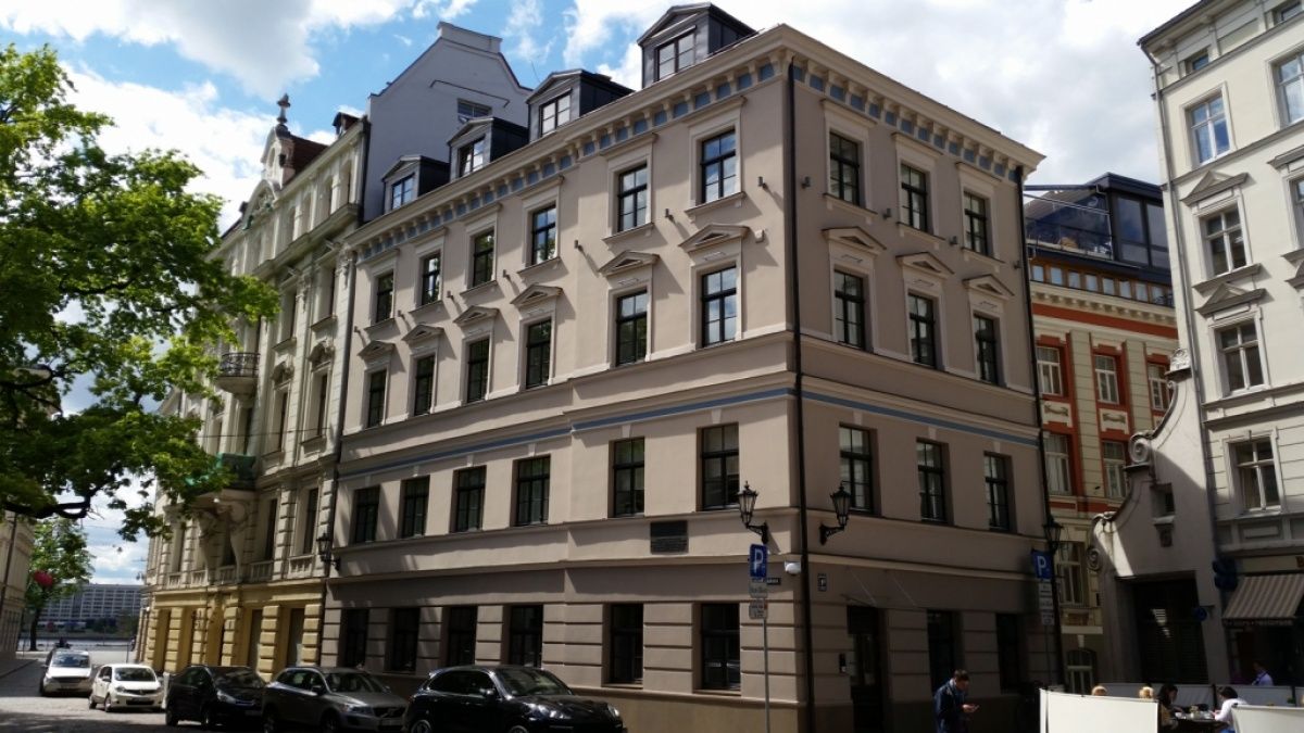 Commercial apartment building in Riga, Latvia, 821 sq.m - picture 1