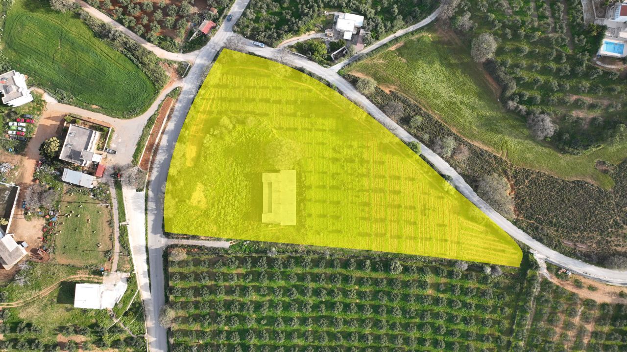 Terrain dans la Préfecture de La Canée, Grèce, 11 750 m2 - image 1