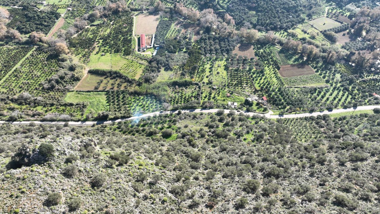 Land in Chania Prefecture, Greece, 20 000 sq.m - picture 1