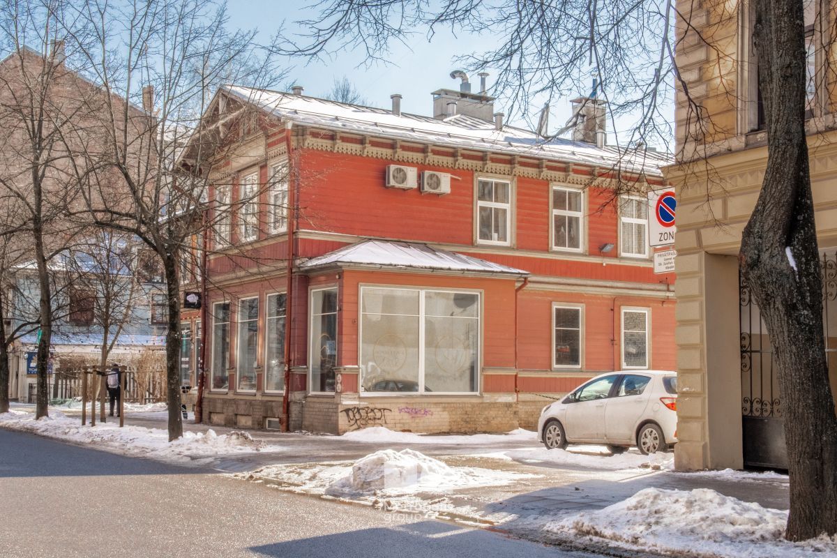 Commercial apartment building in Riga, Latvia, 535 sq.m - picture 1