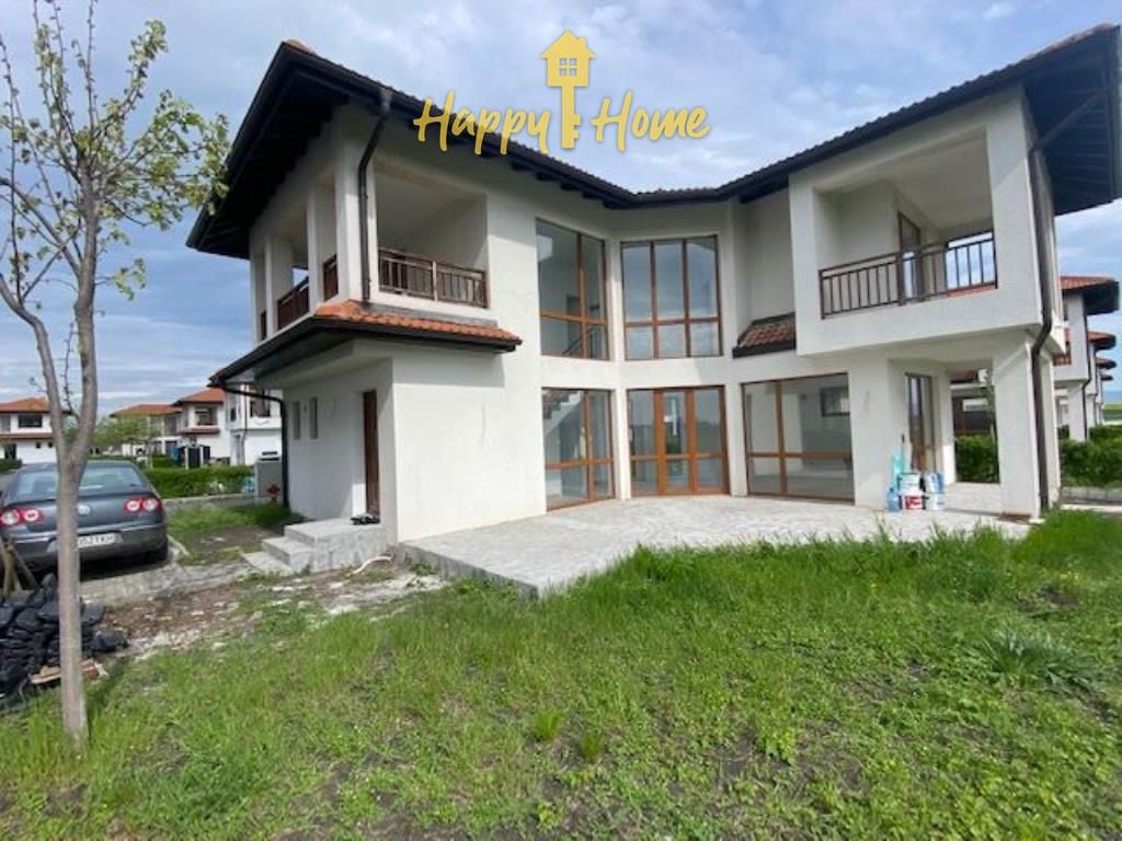 Cottage in Aheloy, Bulgaria, 179 sq.m - picture 1