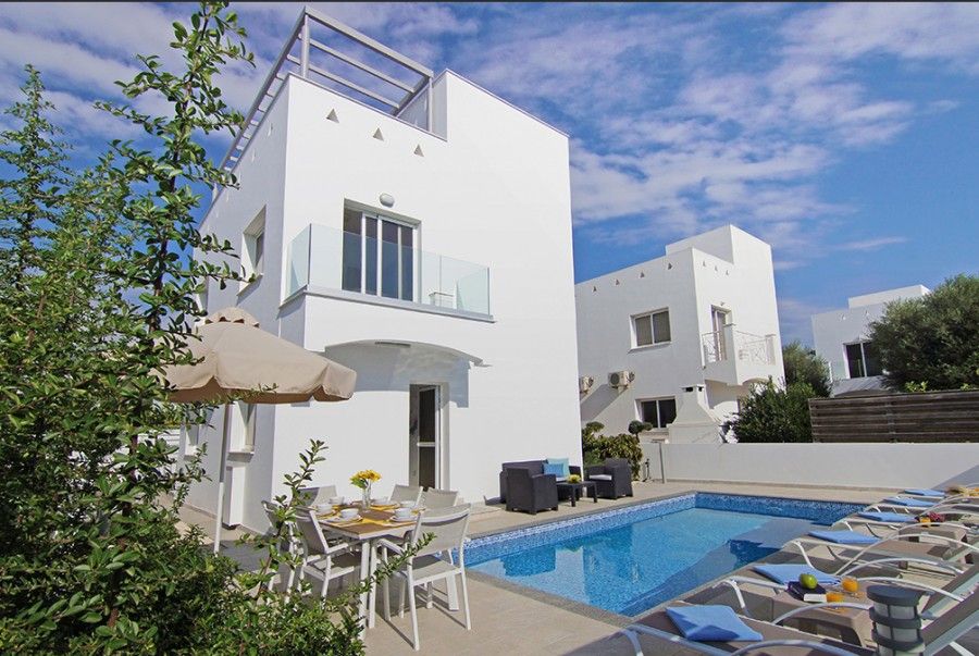Villa in Protaras, Cyprus, 121 sq.m - picture 1