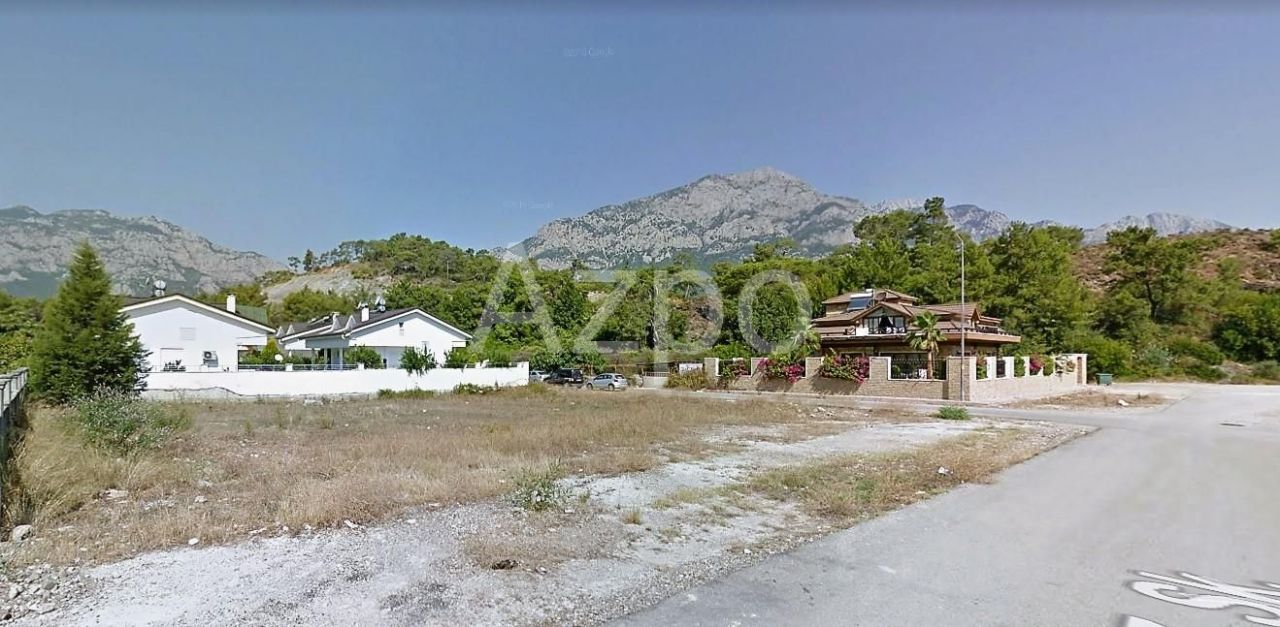 Land in Kemer, Turkey, 1 037 sq.m - picture 1