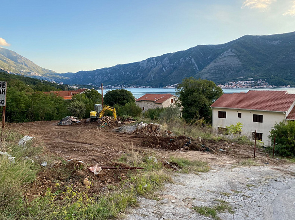 Land in Kotor, Montenegro, 787 sq.m - picture 1