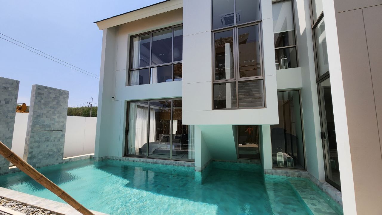 Villa on Phuket Island, Thailand, 370 sq.m - picture 1