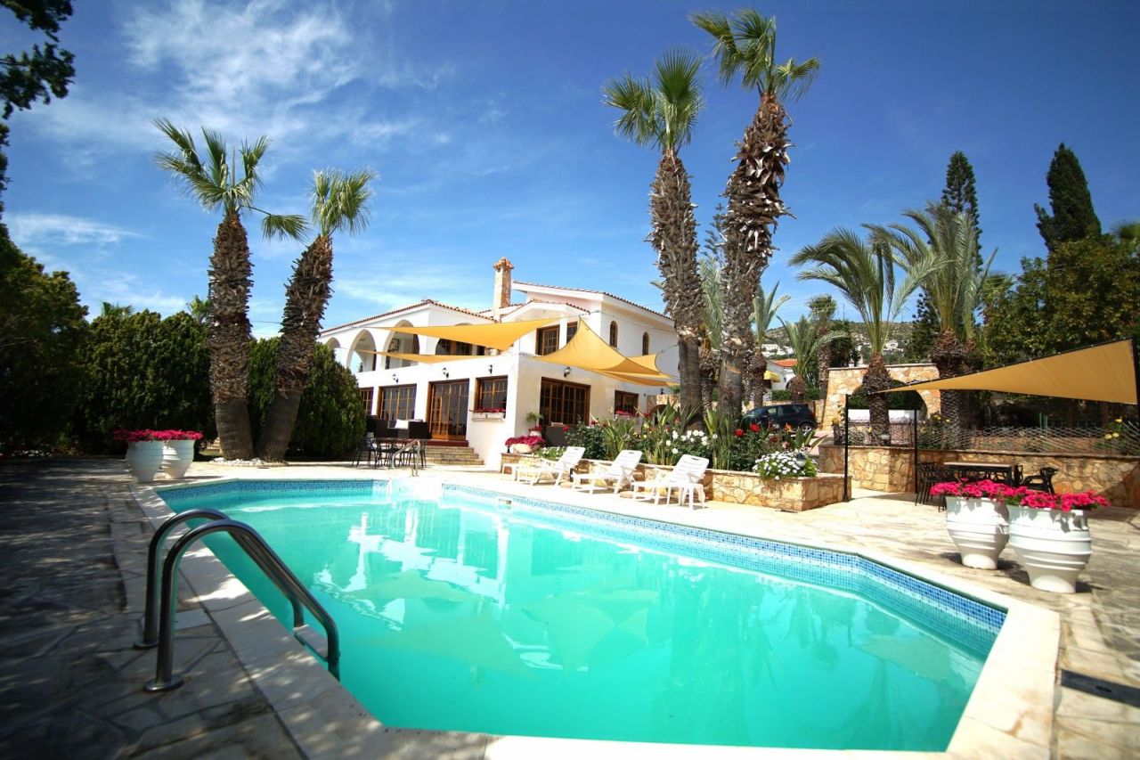 Villa in Paphos, Zypern, 476 m2 - Foto 1