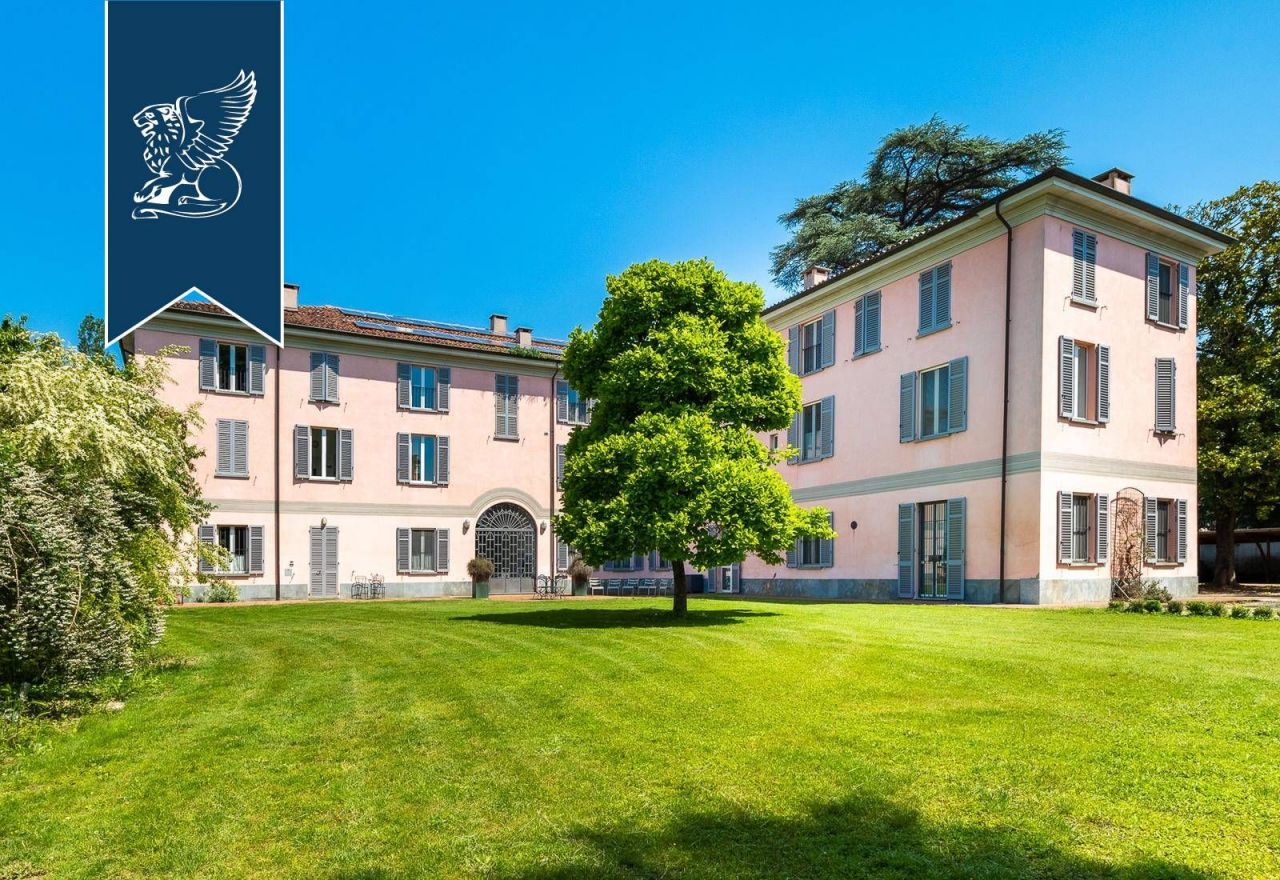 Villa in Alessandria, Italy, 1 525 sq.m - picture 1