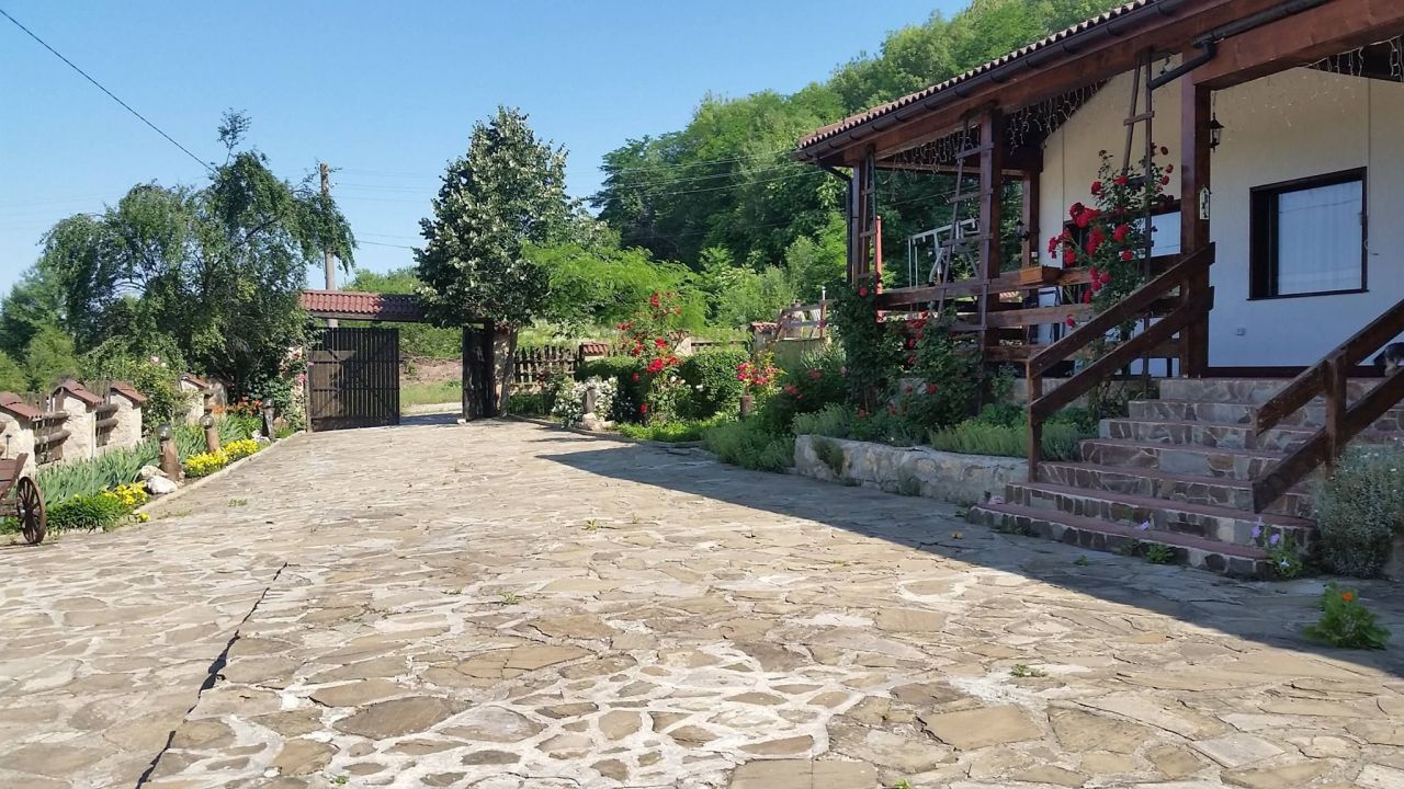 House in Dobrich, Bulgaria, 150 sq.m - picture 1
