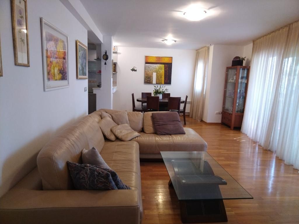 Appartement à Petrovac, Monténégro, 76 m2 - image 1
