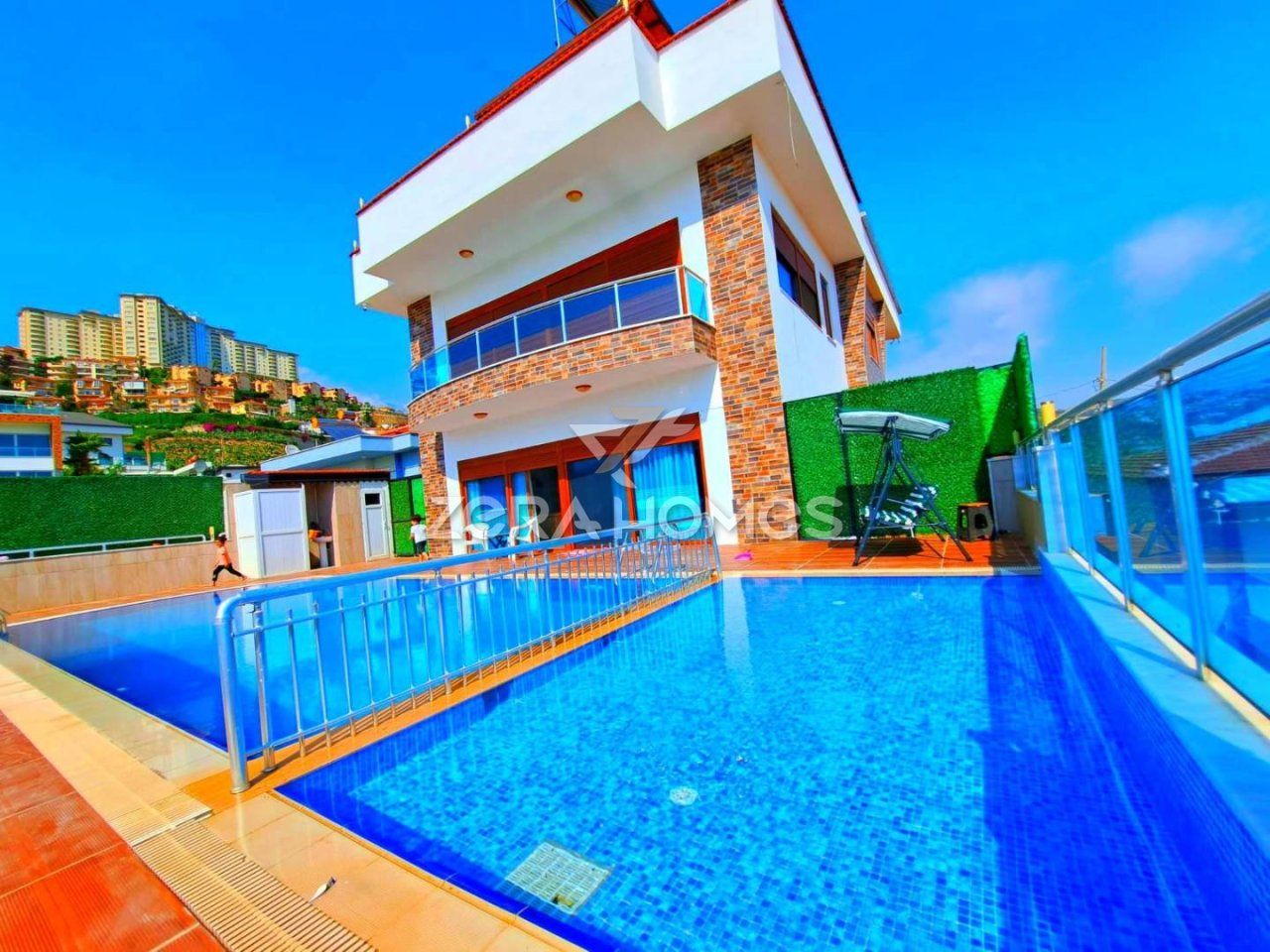 Villa in Alanya, Türkei, 450 m2 - Foto 1
