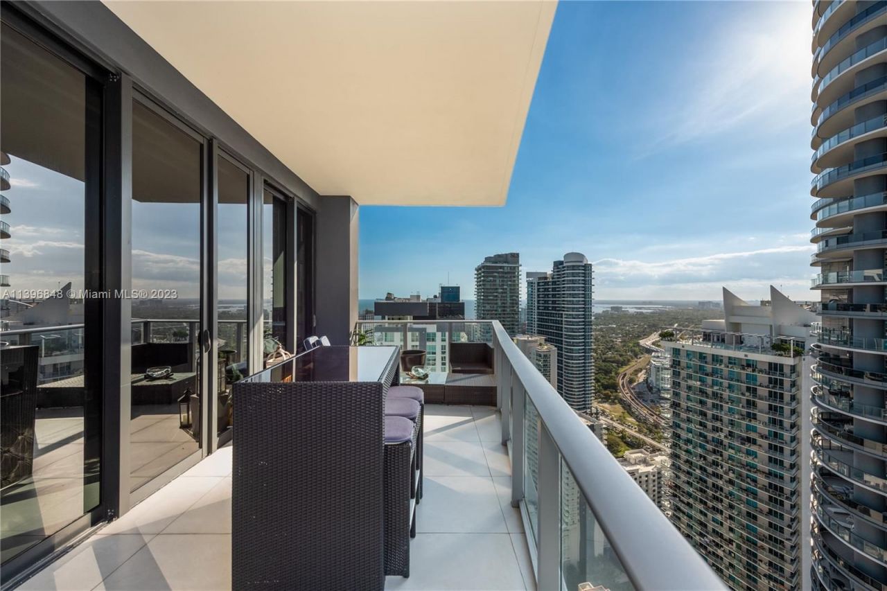Penthouse à Miami, États-Unis, 130 m2 - image 1