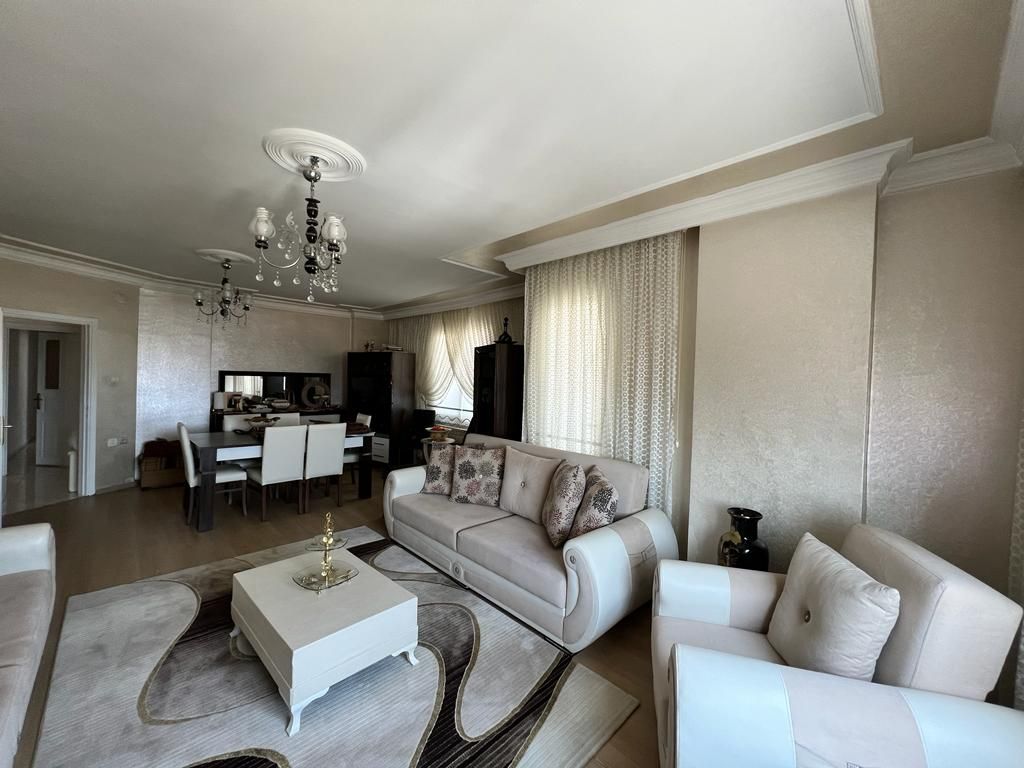 Appartement à Mersin, Turquie, 185 000 m2 - image 1