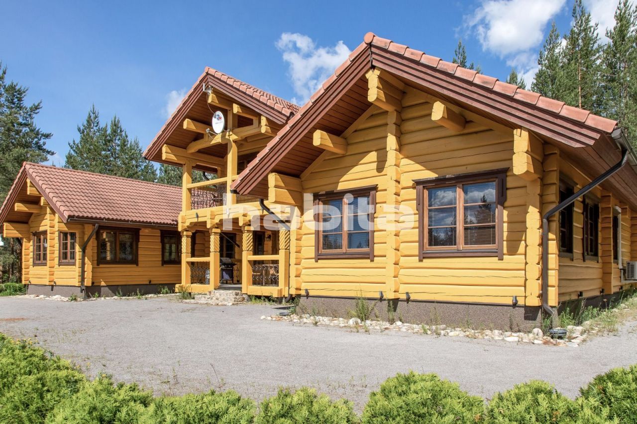 Villa in Savonlinna, Finland, 150 sq.m - picture 1