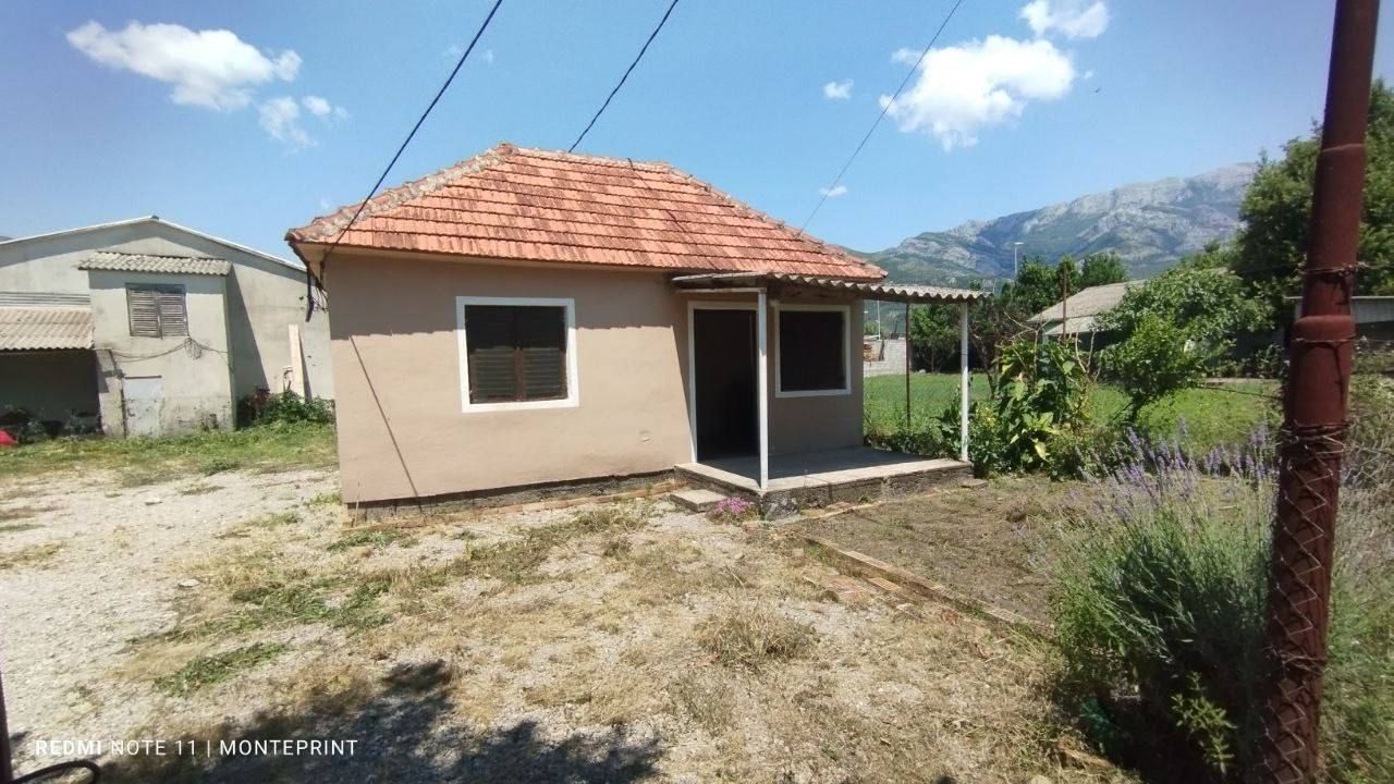 Haus in Bar, Montenegro, 32 m² - Foto 1
