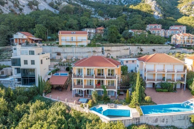 Wohnung in Orahovac, Montenegro, 148 m2 - Foto 1