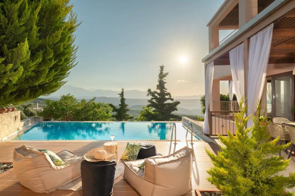Villa in Heraklion, Greece, 197 sq.m - picture 1